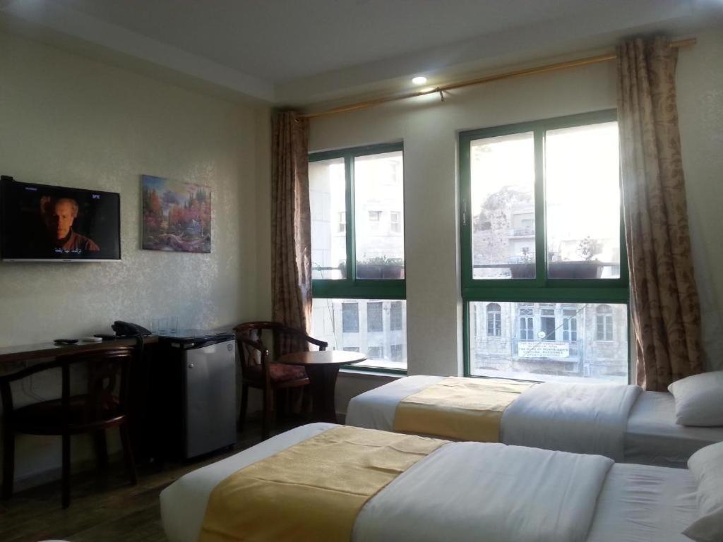 Downtown Hawaa Amman Hotel ภายนอก รูปภาพ